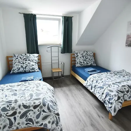 Ferienwohnung Troisdorf Apartamento *