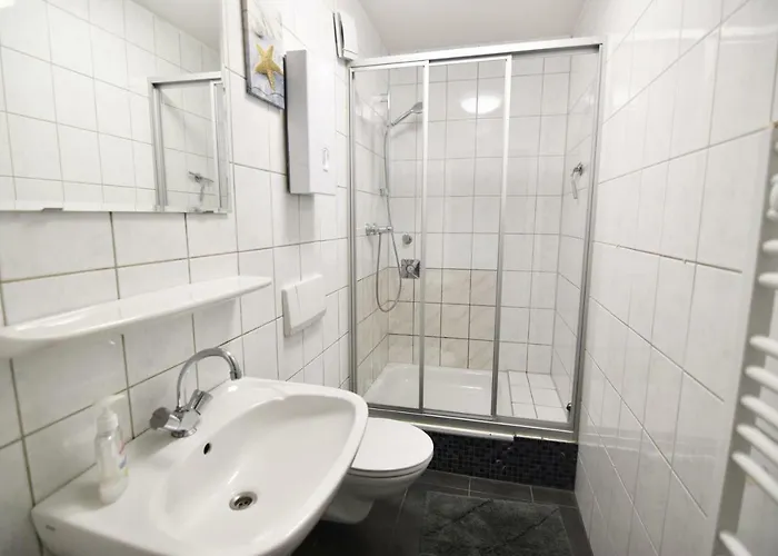 Ferienwohnung Troisdorf 아파트 *